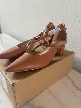 Journee Collection Tan Pointed Block Heel Pumps with T-Strap